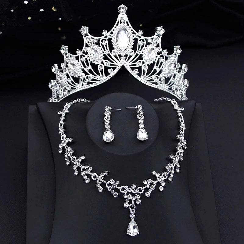 Conjunto Reina Plateado