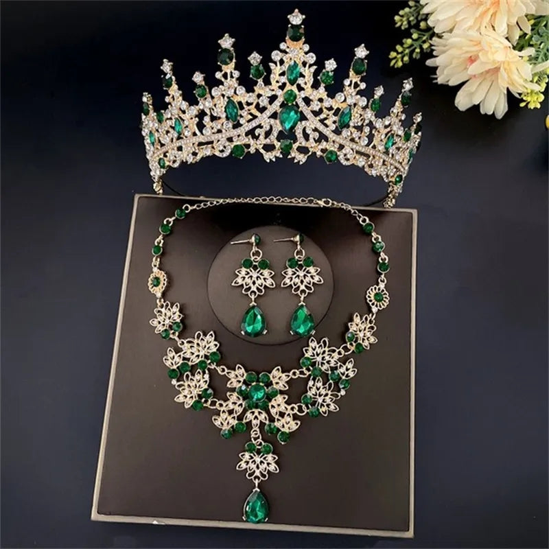 Imperial con diamantes verde esmeralda