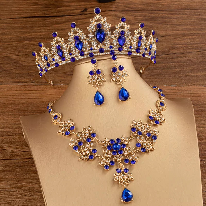 Princesa con diamantes azul marino.
