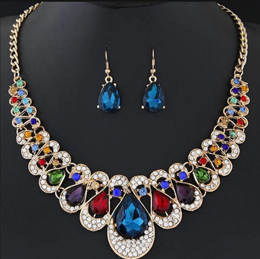 Collar de gotas