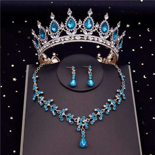 Corona barroco con diamantes azul cielo