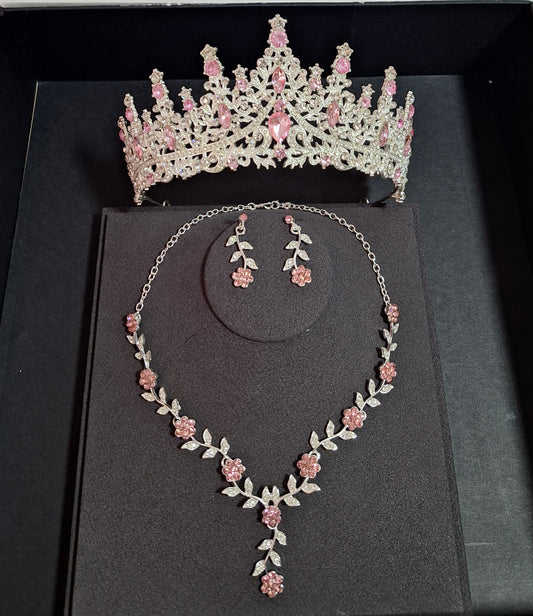 Imperial plateada con diamantes rosa