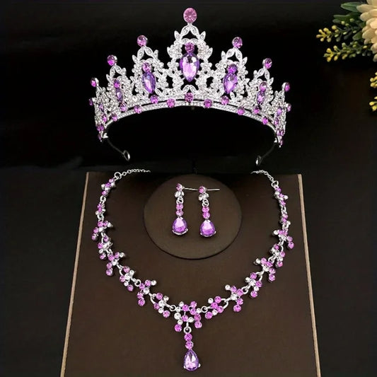 Princesa plateada con diamantes purpura